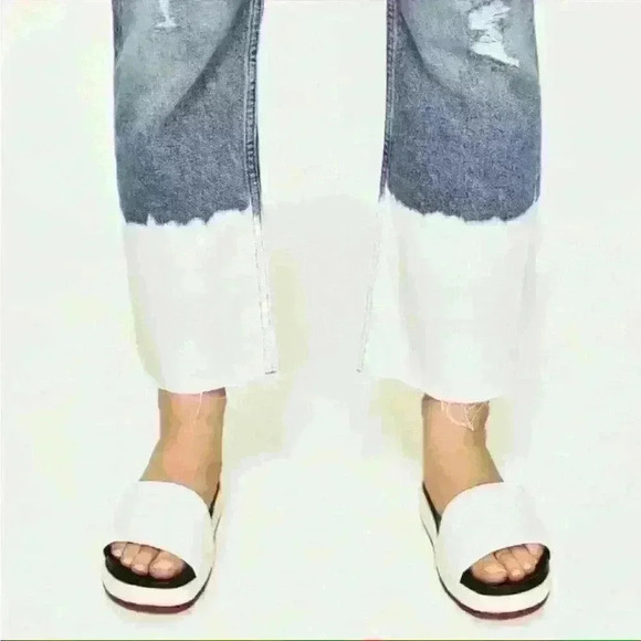 Zara Denim Jeans high waisted light washed Ripped with Frayed Tie dye white hem. - Picture 3 of 16